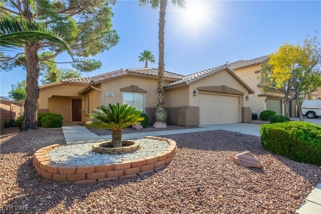 Photo - 2555 Sundew Ave