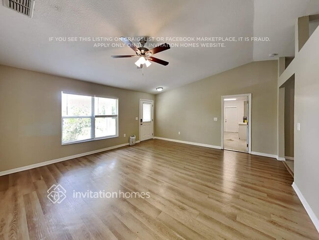 Photo - 2826 Gisela Rd