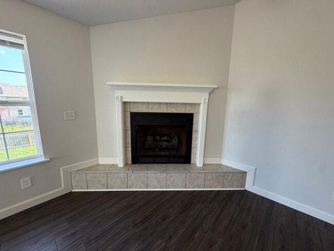 Photo - 135 Lyle Curtis Cir