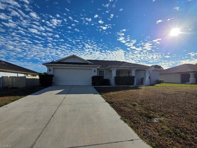 Building Photo - 3413 35th St SW