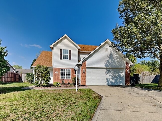 MOVE IN SPECIAL! 4 bed 2.5 bath with lots ... - MOVE IN SPECIAL! 4 bed 2.5 bath with lots ... House