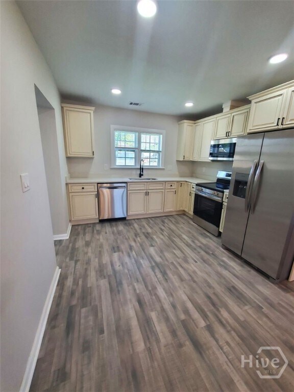 Photo - 1202 Love St