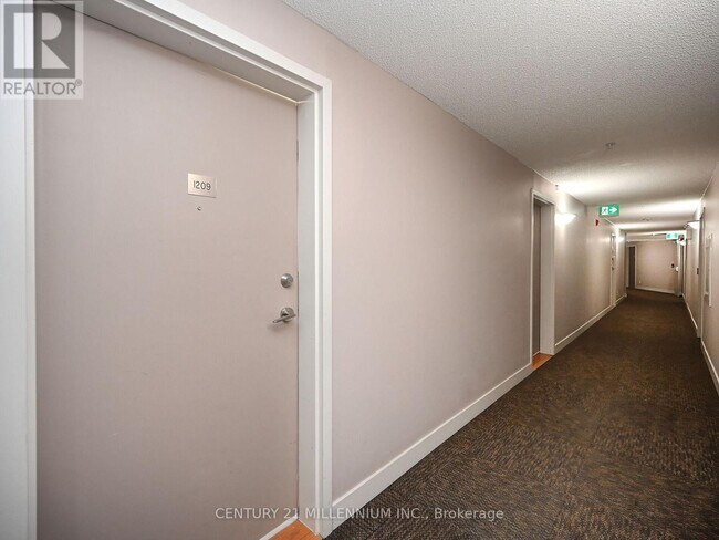 Photo - 8 Dayspring Cir Unit 1209