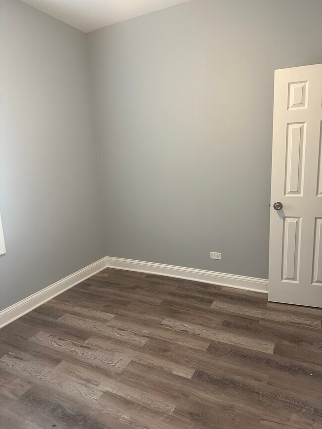 Photo - 6710 S Parnell Ave Unit 2