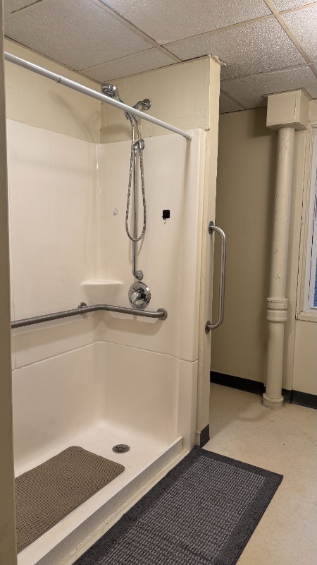 Photo - 412 E 5th St Unit Downstairs