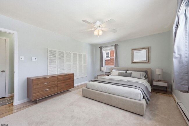 Photo - 14 N Sacramento Ave Unit B1