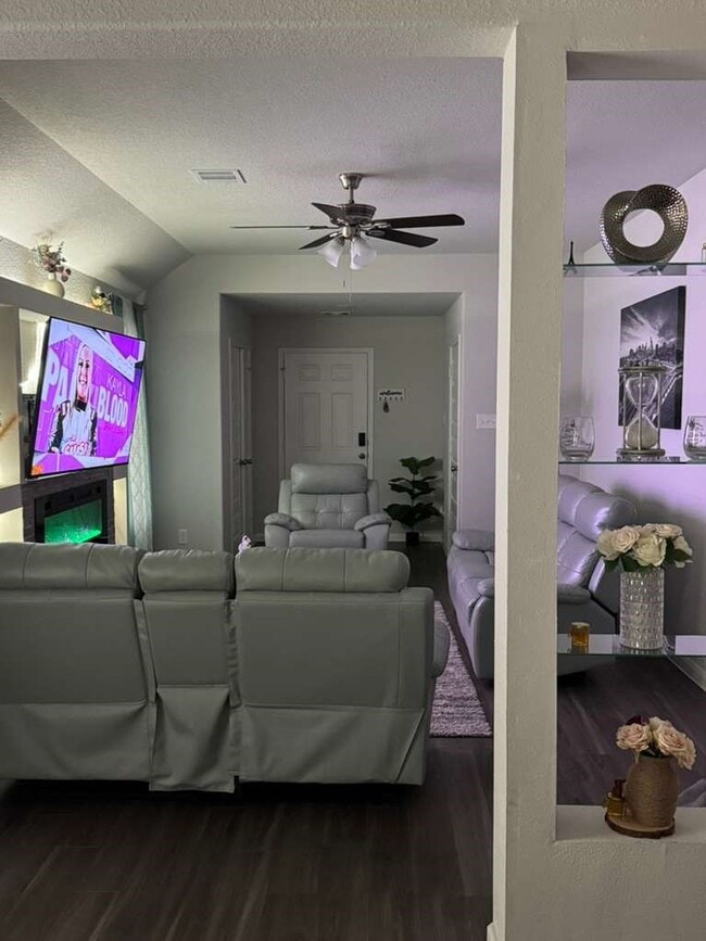 Photo - 1332 Sue Peak Dr