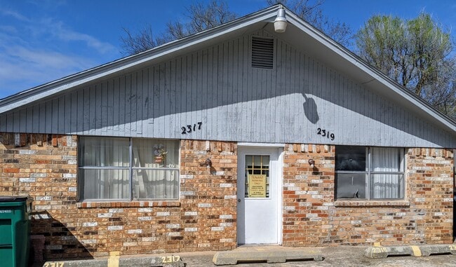 2313 SE 11th Unidad 2313 SE 11th