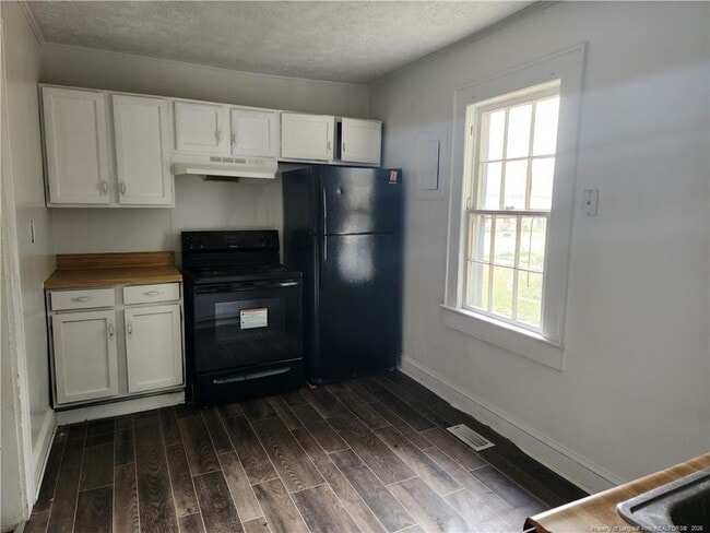 Photo - 507 Edward St