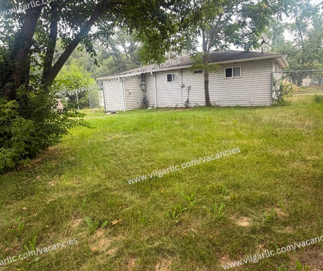 Photo - 4926 Olcott Ave Unit Apt 2