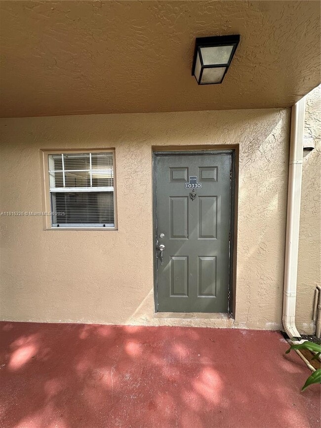 Photo - 10330 NW 8th St Unidad 104 Rental