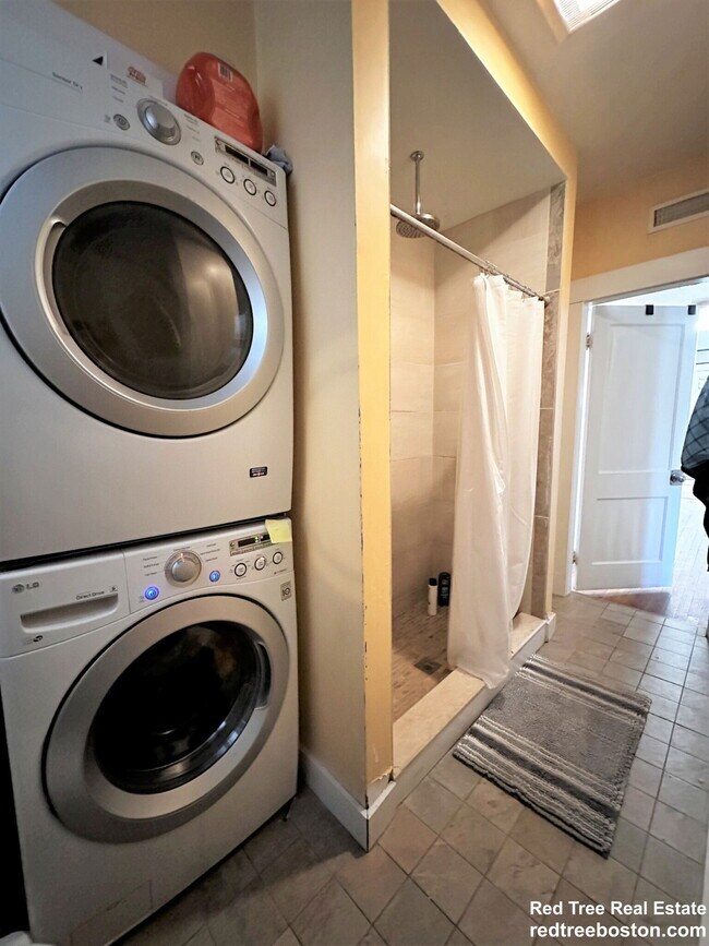 Photo - 229 Chestnut Hill Ave Unidad 1