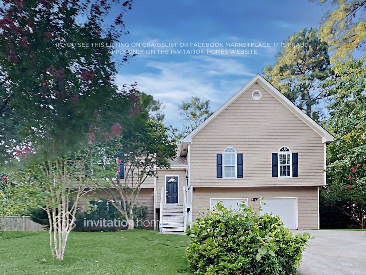 Photo - 1040 Burning Bush Dr