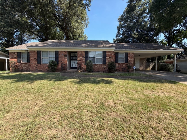 Building Photo - Charming 3BR/1.5BA Bartlett Area Home | Brick Fireplace, Tile Kitchen & Fenced Yard