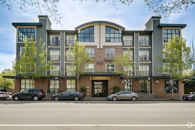 Building Photo - Spacious 2 bedroom Condo in Downtown Redmond