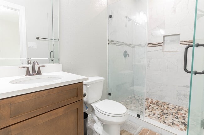 Photo - 38938 Mt Zion Rd