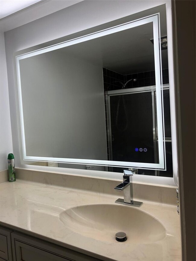 Photo - 3510 Oaks Way Unidad 207