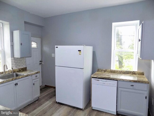 Photo - 804 N Front St