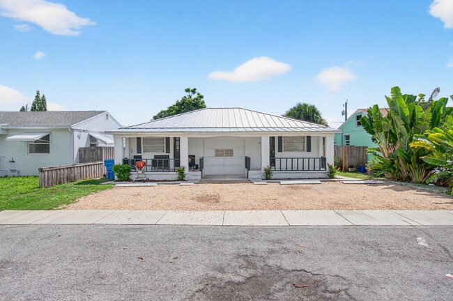 Building Photo - 506 N Broadway Rental