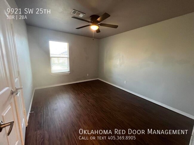 Photo - 9921 SW 25th St