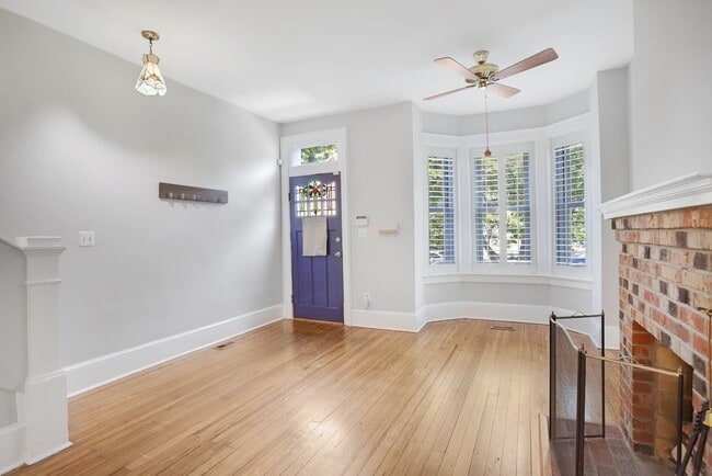 Photo - Charming Capitol Hill House| Don't miss the 3D-TOUR!