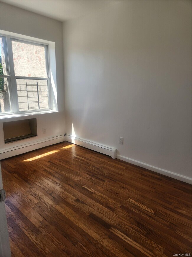 Photo - 448 Ashford St Unit 2nd Floor