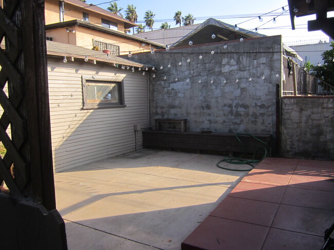 Photo - 1439 Laveta Ter Apartments Unit Rear South