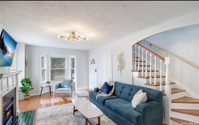 Photo - 422 Pershing Ave