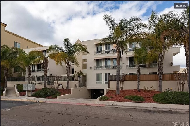 Frente - 5540 Lindo Paseo Unidad 16