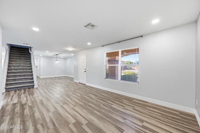 Photo - 10617 W Daley Ln