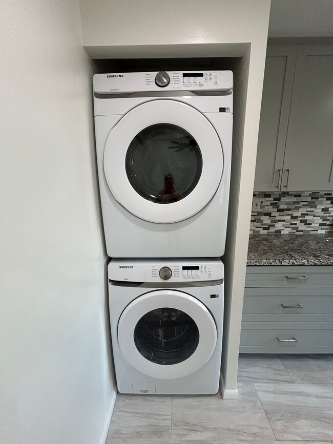 Photo - Available on 04/01/26, 785 sqft, 2 Bedroom, 1 Bathroom, 2 Assigned Parking in desirable Mililani