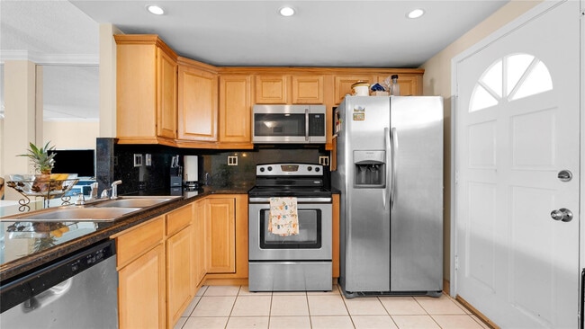 Photo - 3725 NE 169th St Unit 207