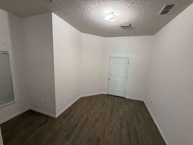 Photo - 7071 Deer Lodge Cir