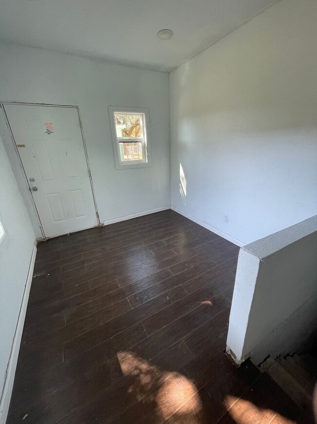 Photo - Spacious 2 Bed Home with a Basement! HUD OK!