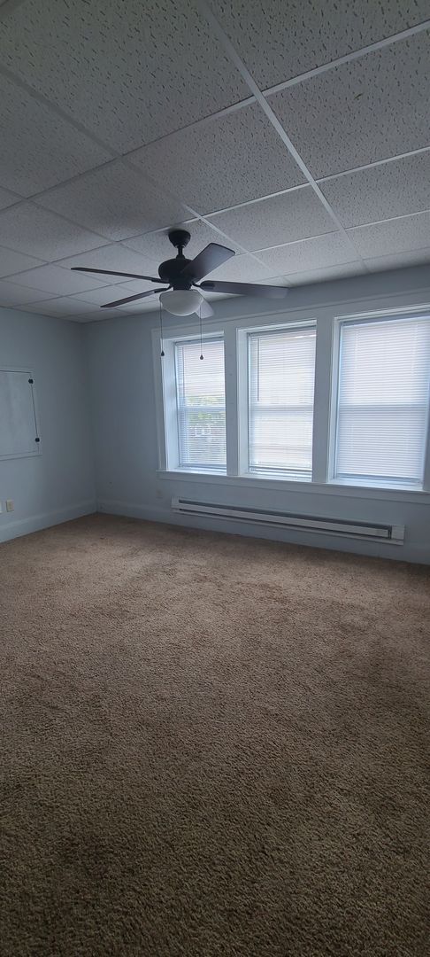Photo - 2 bedroom upper, ready immediately! Unit 1042