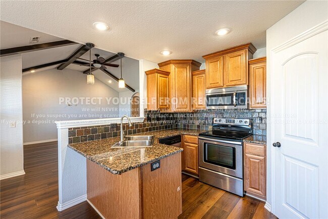 Photo - 3705 W Amour Dr