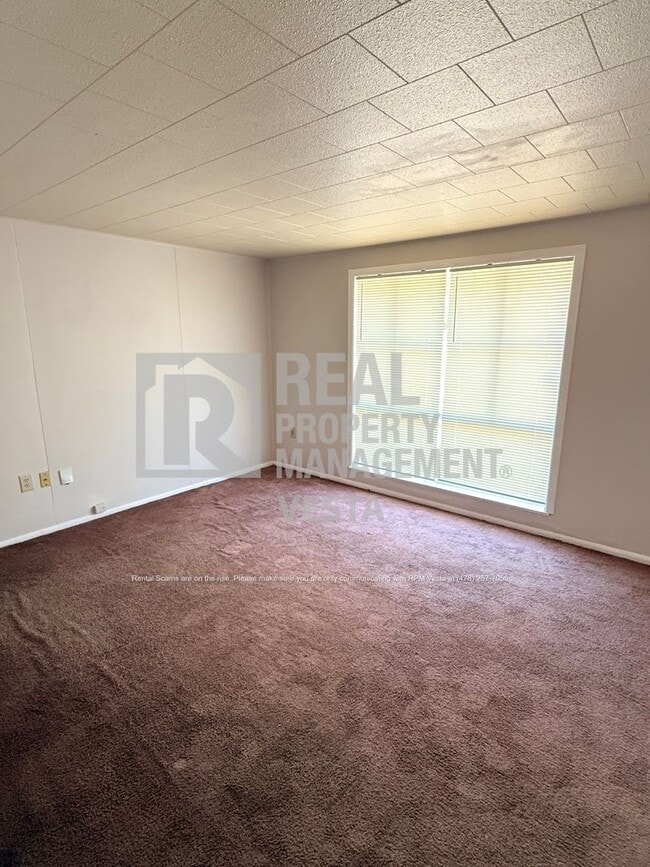 Photo - 614 Cedarwood Dr