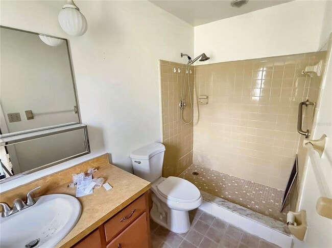 Photo - 590 Belltower Ave