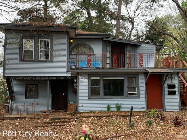 1 br, 1 bath House - 628 College St - 1 br, 1 bath House - 628 College St