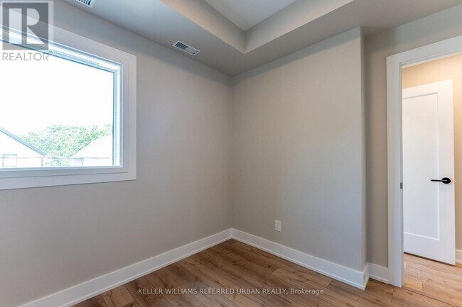 Photo - 352 Jones Ave