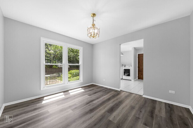 Photo - Cambridge Subdivision in Libertyville! Available June 23!