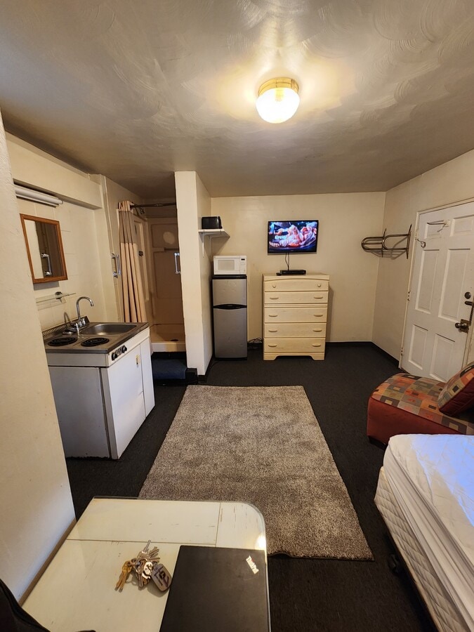 Photo - Boxwood Apartments Unit 4