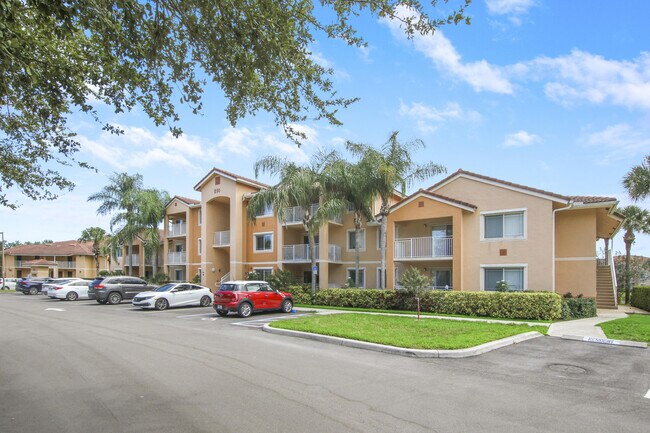 Building Photo - 291 SW Palm Dr Unit 103 Rental