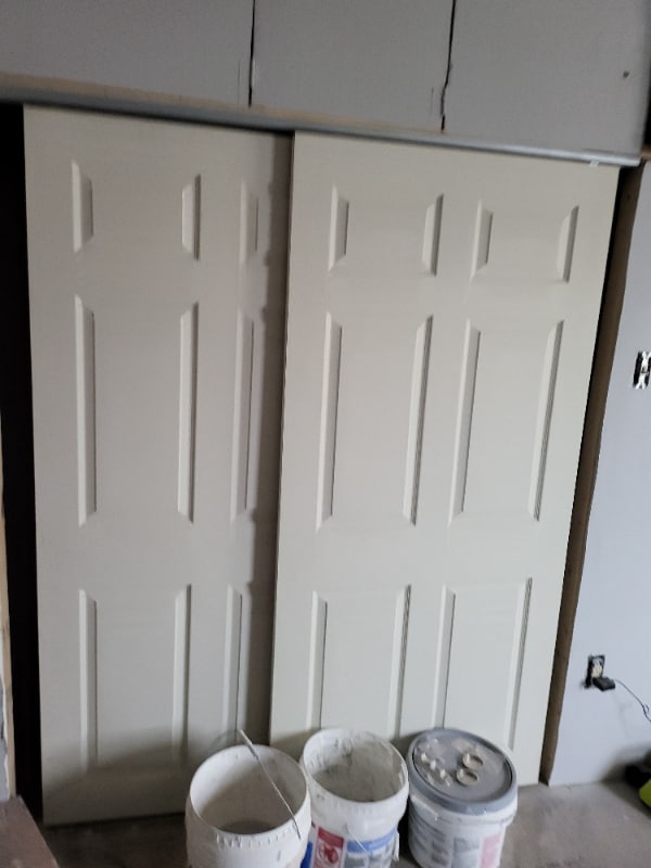 Photo - 643 N Peach St