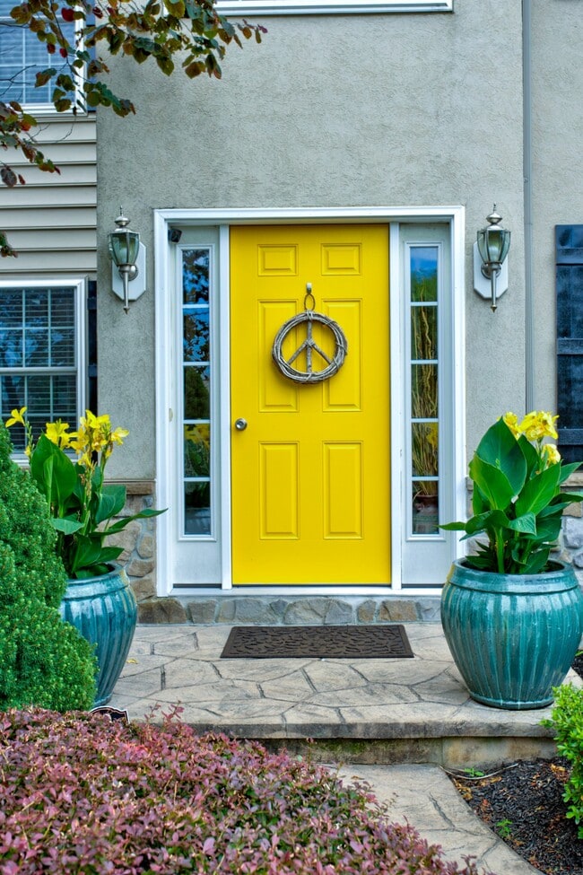 Photo - 326 Darlington Ct