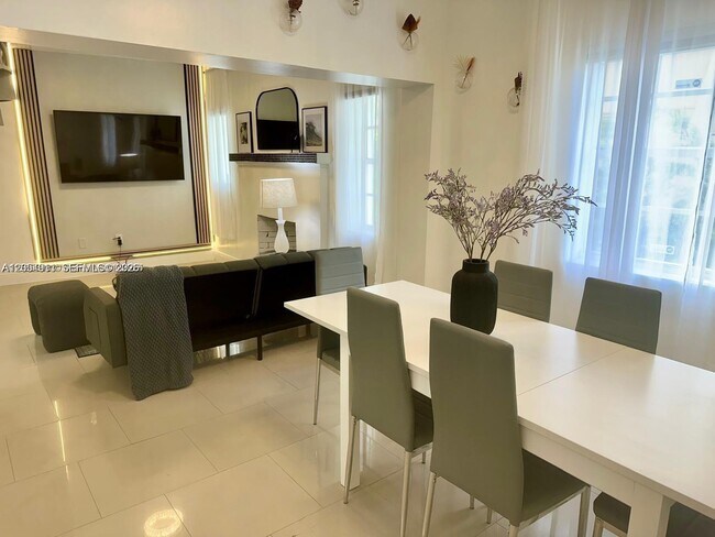 6966 Byron Ave Unit 102