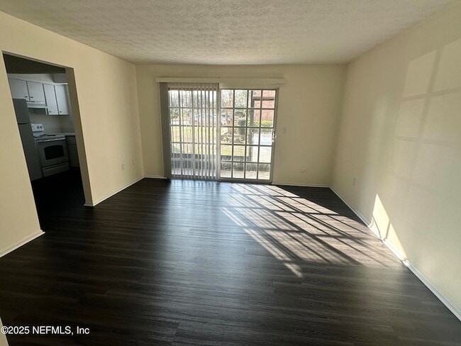 Building Photo - 5201 Atlantic Blvd Unit 37