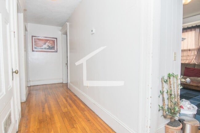 Photo - 2Br/1Bth, Available Sep. 1, 2026. Great for a rommate students. MUST SEE!!