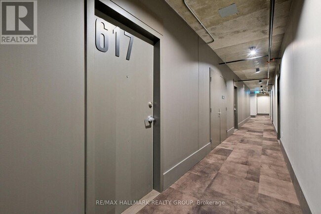 Photo - 10 James St Unit 617