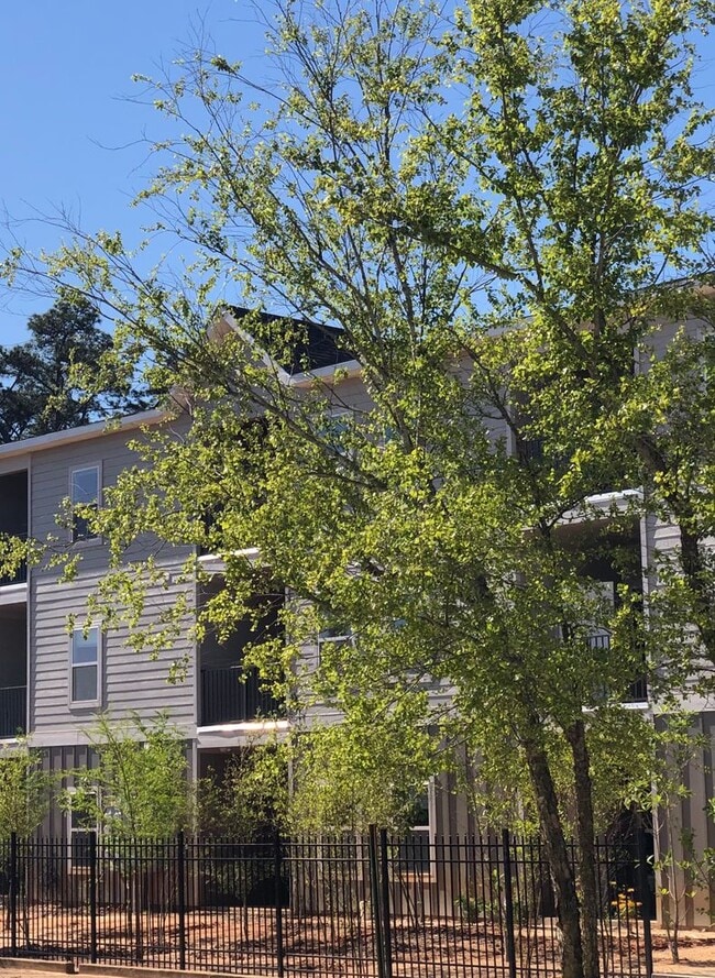 Photo - **Summer Leasing Promotion at Turtle Creek** Unit 2-109